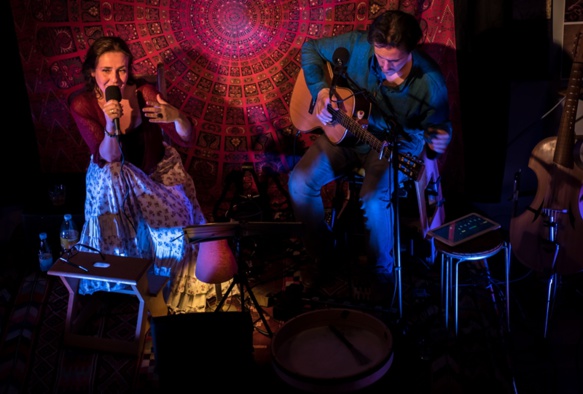 Avec l'Ensemble Azalaïs (photo XDR)